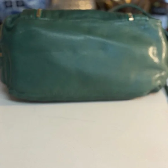 ๐ NWOT REBECCA MINKOFF EMERALD GREEN BELOVED MINI LEATHER CROSSBODY BAG! - Picture 10 of 16